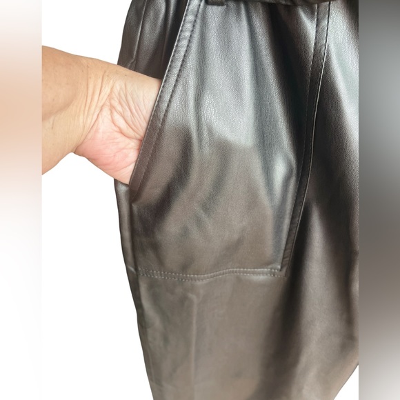 Blank NYC  Black Faux Leather Paper Bag High Waist Pants Belted Size 30 - Picture 8 of 12